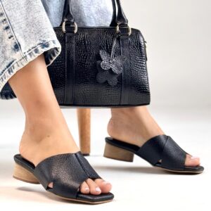 SANDALIAS LINDA en Negro