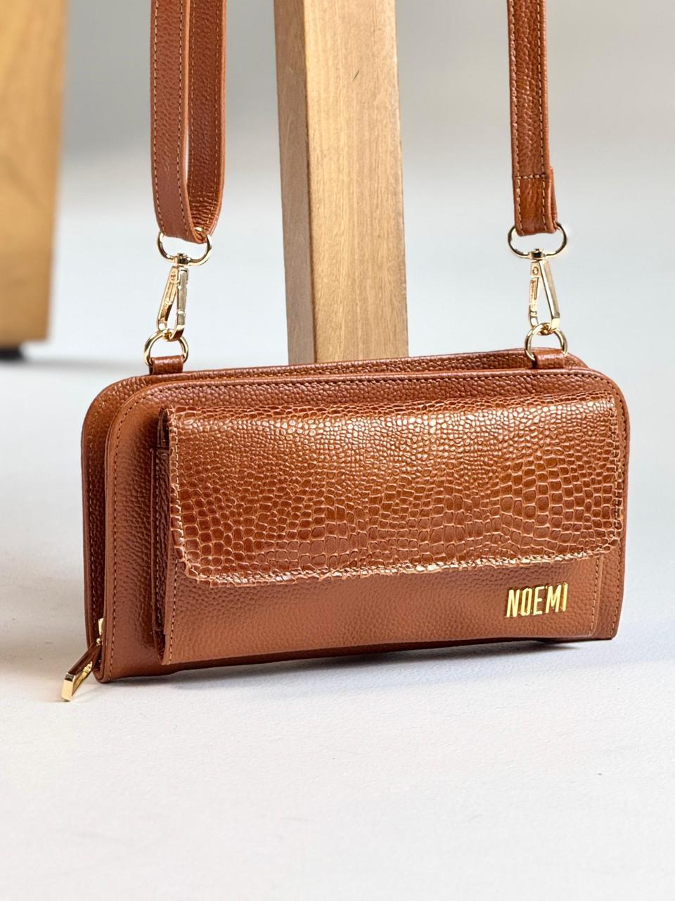La Novedad CARTERA PORTACELULAR