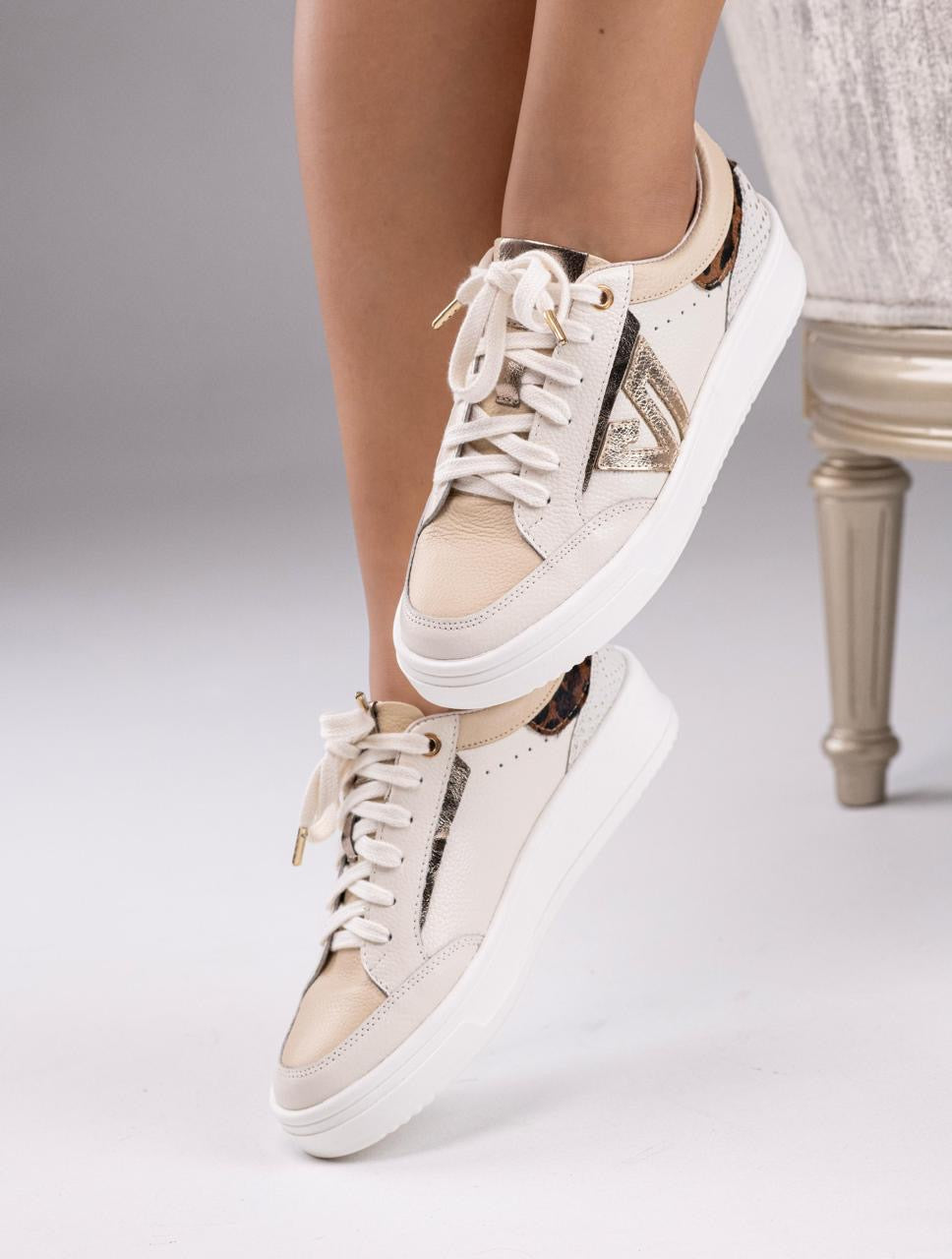 La Novedad Tenis NNAVI