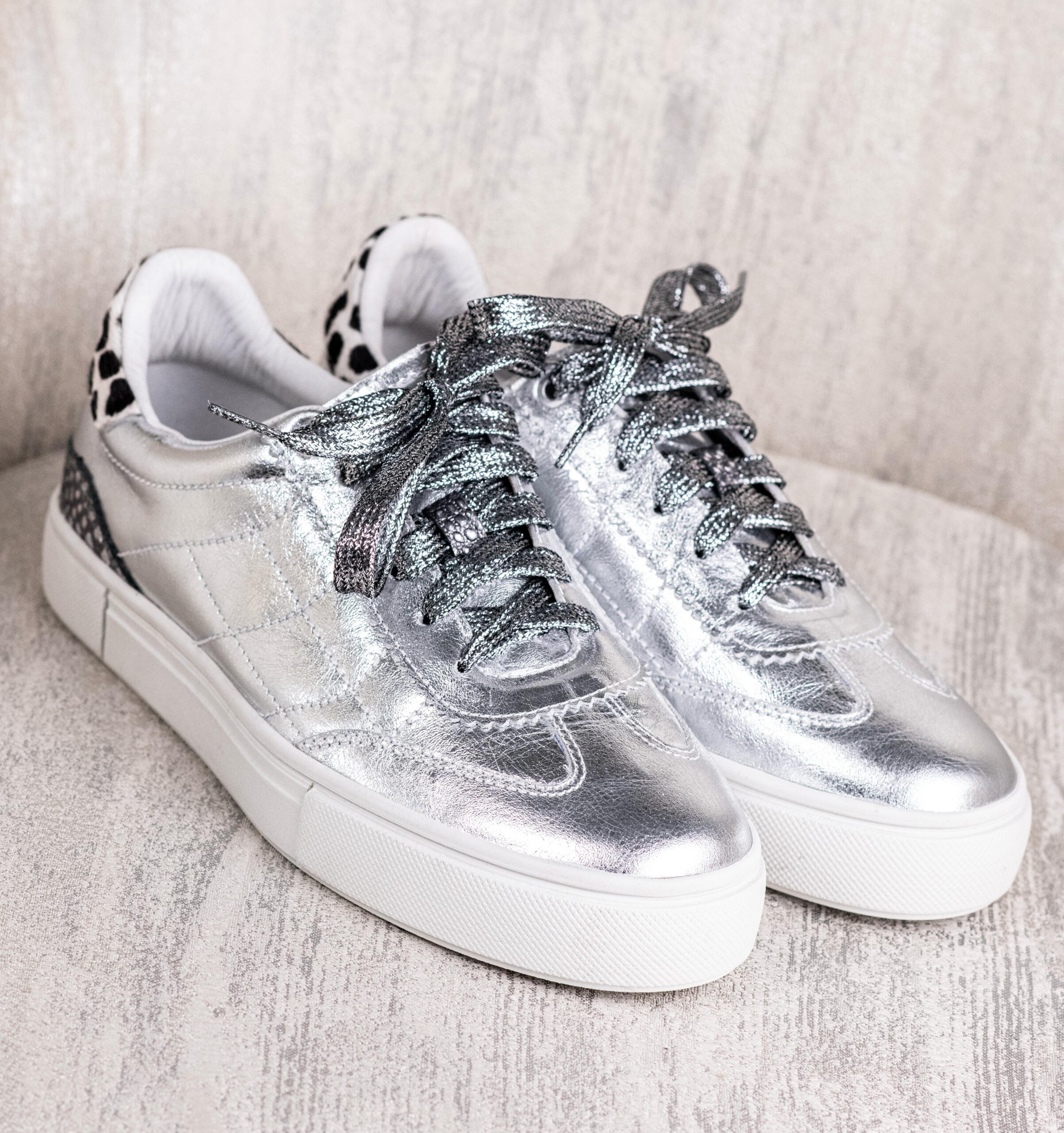 La Novedad TENIS HADDA