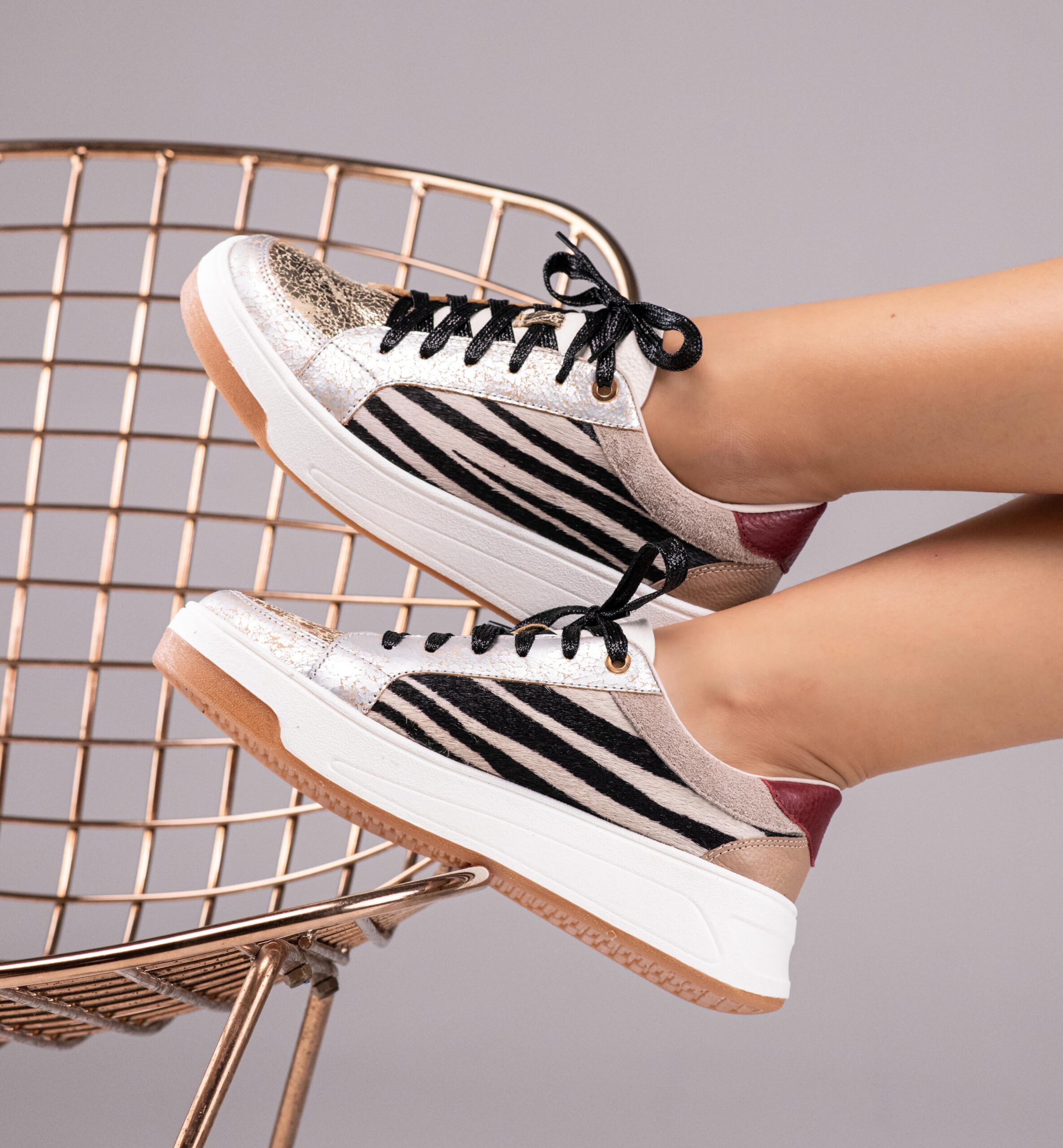 La Novedad TENIS ZABATTY