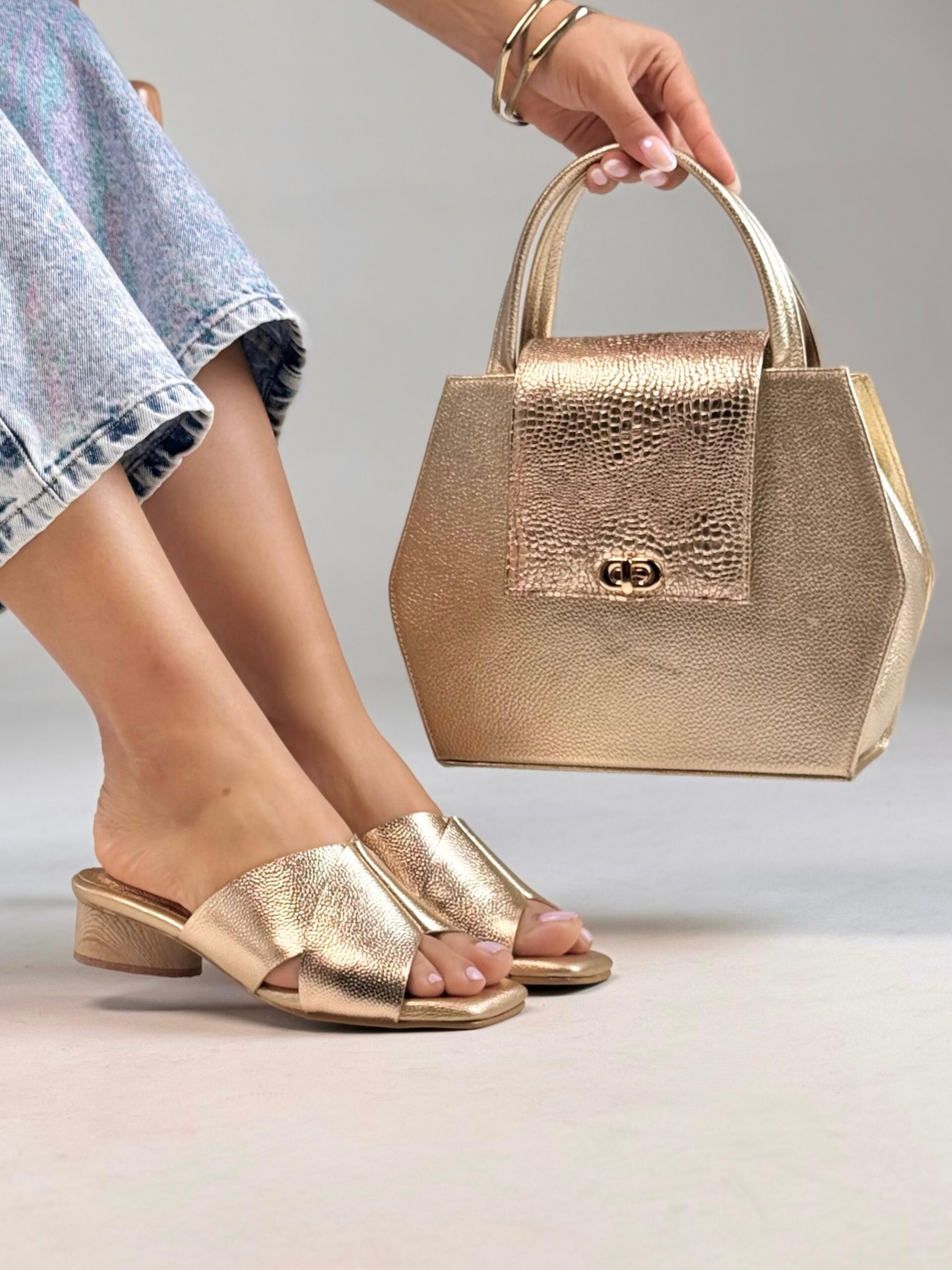 SANDALIAS LINDA