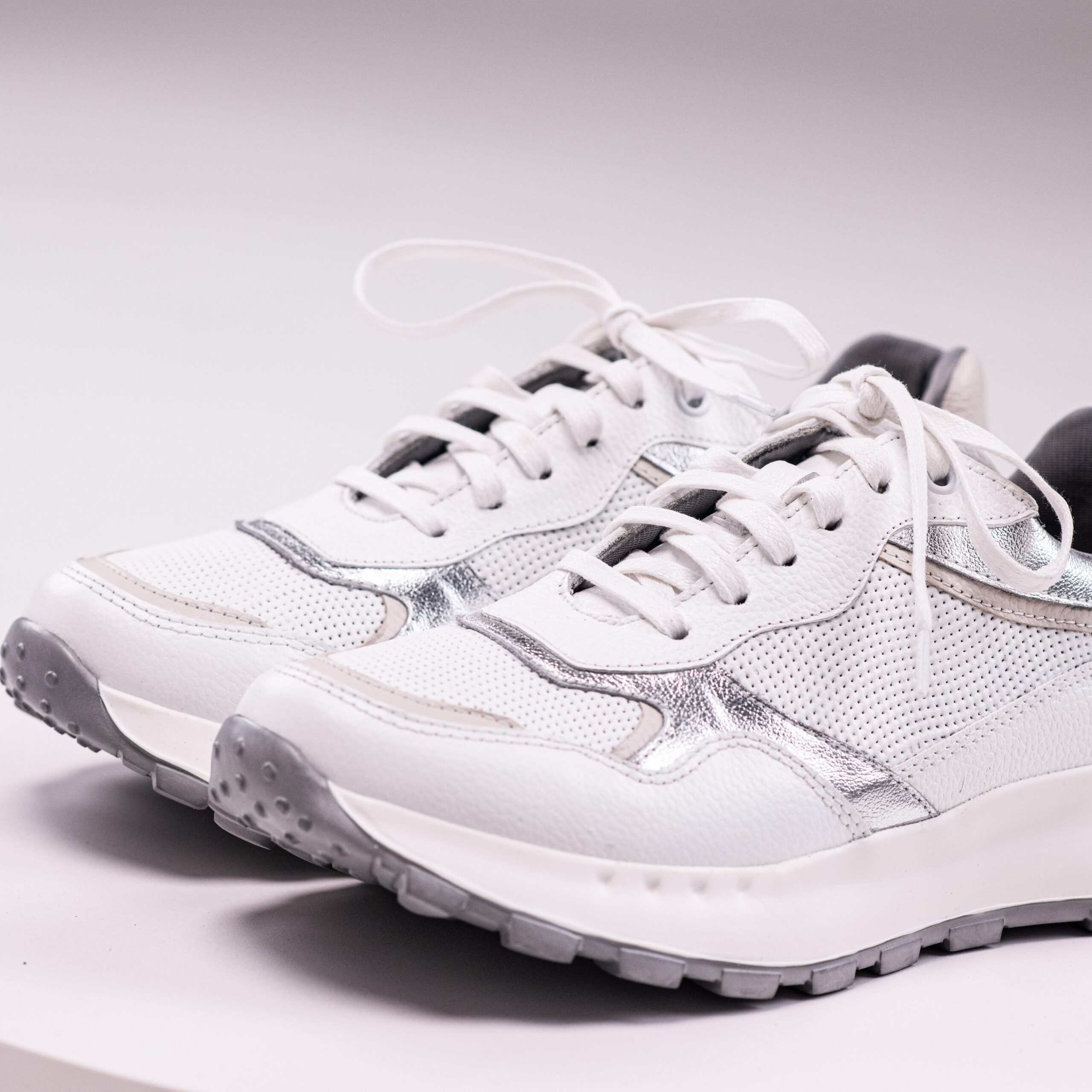 TENIS CHIC