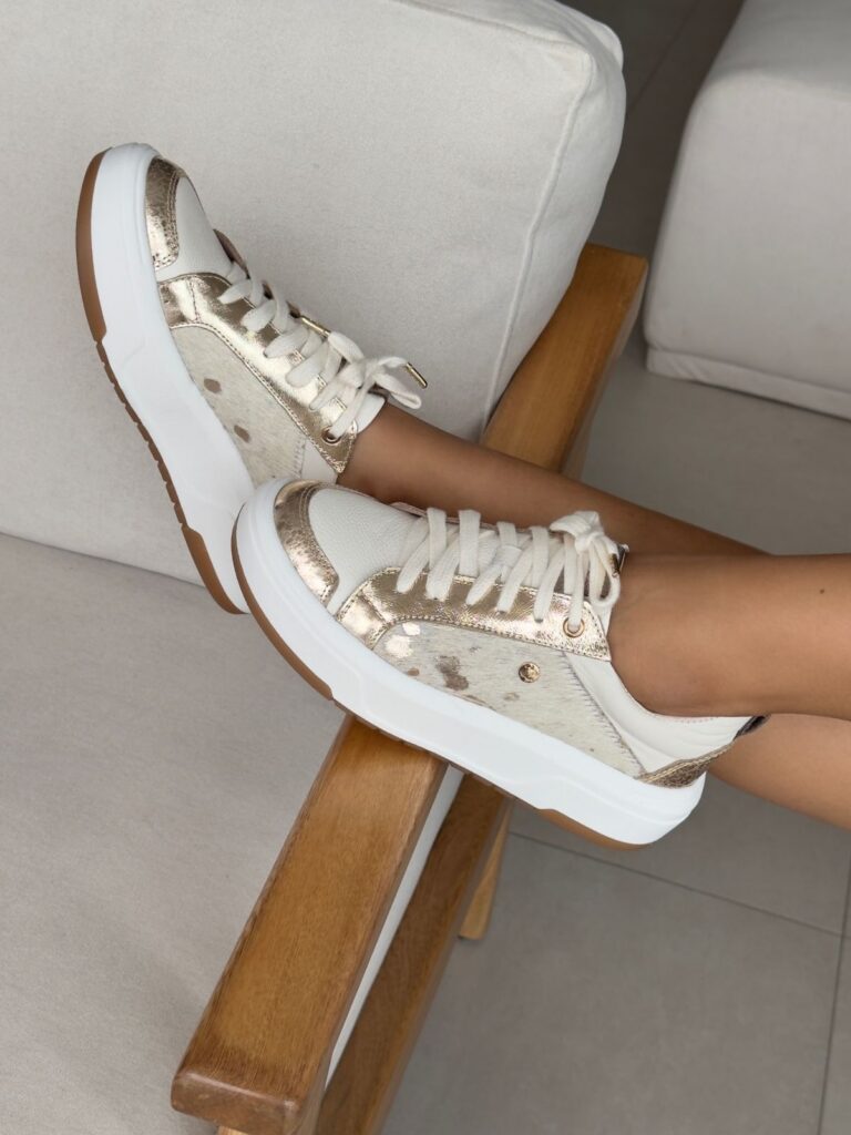 TENIS ALICE en Dorado