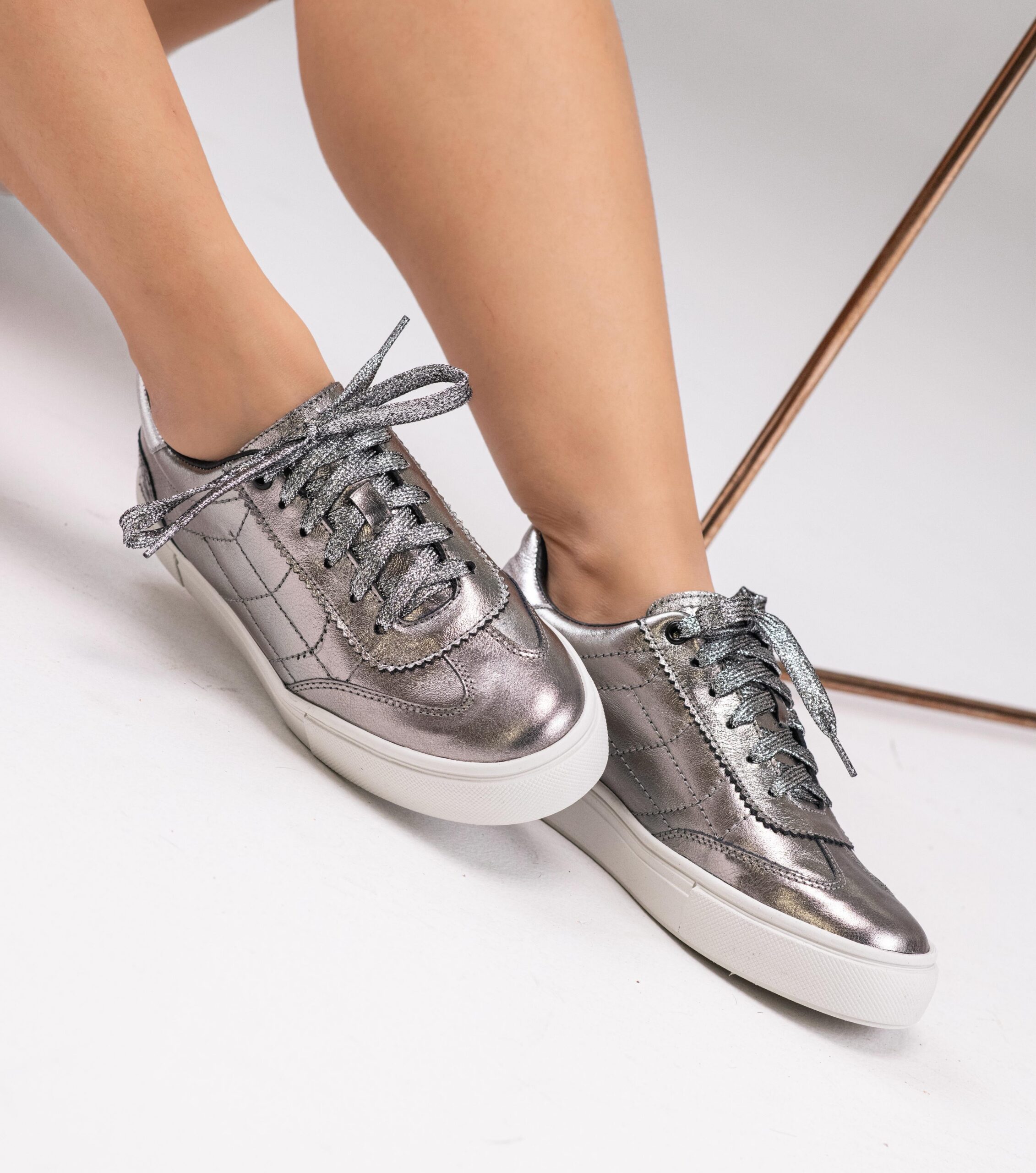 La Novedad TENIS HADDA